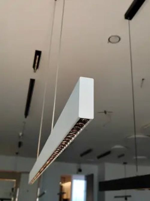 天花沒有射燈的情況下適合運用上下發光的產品 無主燈設計 燈飾照明 源頭實力廠家 燈具搭配